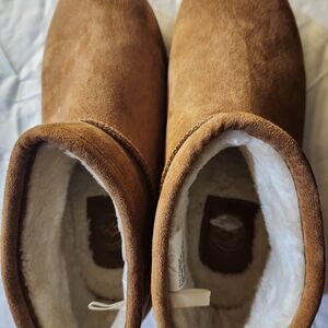 White Mountain Brown Suede Ankle Boots